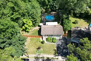 30 Knolls Rd, Bloomingdale, NJ 07403 - Photo 29