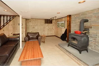 30 Knolls Rd, Bloomingdale, NJ 07403 - Photo 13