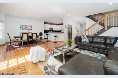 20 Pine Valley Rd, Livingston, NJ 07039 - Photo 17