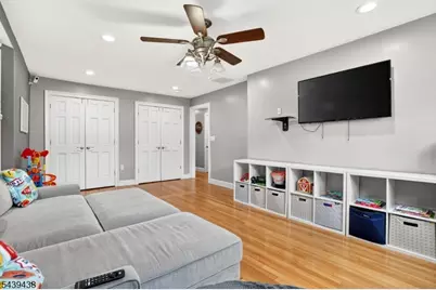 28 Fairview Dr, East Hanover Township, NJ 07936 - Photo 21