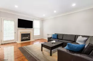 118 Patriot Hill Dr, Bernards Township, NJ 07920 - Photo 5