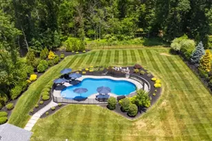 24 Claire Dr, Bridgewater, NJ 08807 - Photo 7