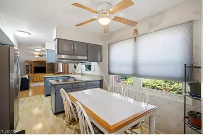 13 Abbott Rd, Franklin Township, NJ 08873 - Photo 17
