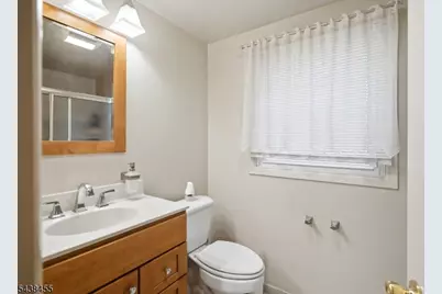 13 Abbott Rd, Franklin Township, NJ 08873 - Photo 27