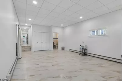 639 S Broad St, Elizabeth, NJ 07202 - Photo 15