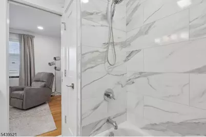 639 S Broad St, Elizabeth, NJ 07202 - Photo 25