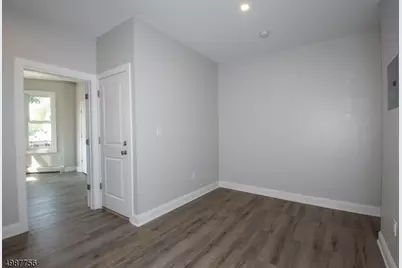 19 Northfield Ave #2R, West Orange Township, NJ 07052 - Photo 7