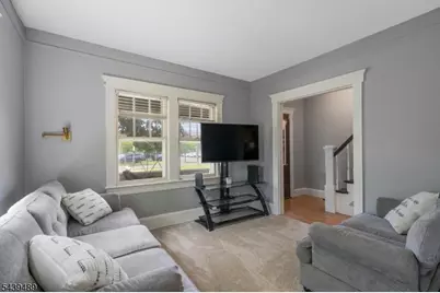 127 Elizabeth St, South Bound Brook Boro, NJ 08880 - Photo 7