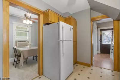 127 Elizabeth St, South Bound Brook Boro, NJ 08880 - Photo 13