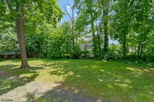 127 Elizabeth St, South Bound Brook Boro, NJ 08880 - Photo 31