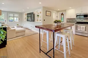 10 Meadow Rd, Chatham, NJ 07928 - Photo 5