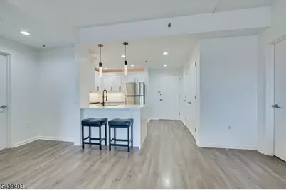 1 Carriage City Plz #1513, Rahway, NJ 07065 - Photo 7