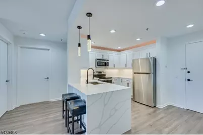 1 Carriage City Plz #1513, Rahway, NJ 07065 - Photo 5