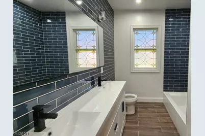110 Hansbury Ave, Newark, NJ 07112 - Photo 17