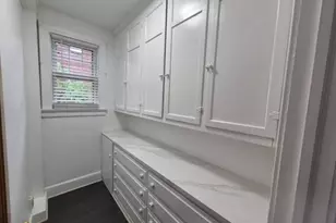 110 Hansbury Ave, Newark, NJ 07112 - Photo 5