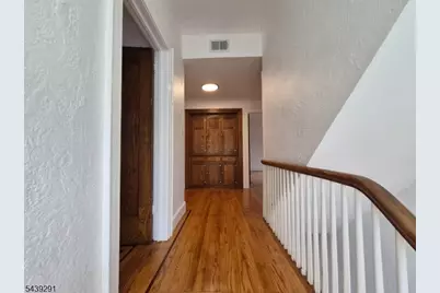 110 Hansbury Ave, Newark, NJ 07112 - Photo 13
