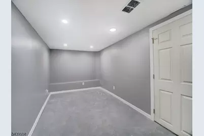 271 Washington St, Orange, NJ 07050 - Photo 27
