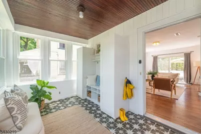 35 Howe Ave, Montclair, NJ 07042 - Photo 5