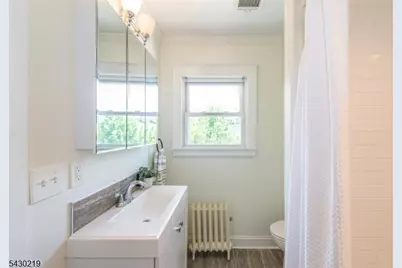 35 Howe Ave, Montclair, NJ 07042 - Photo 33
