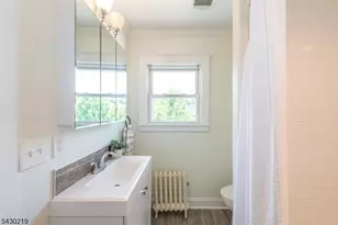 35 Howe Ave, Montclair, NJ 07042 - Photo 33
