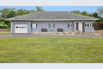 52 Charlestown Rd, Hampton Boro, NJ 08827 - Photo 3