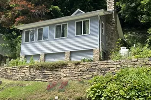 180 Lakeside Dr, Liberty Township, NJ 07823 - Photo 1