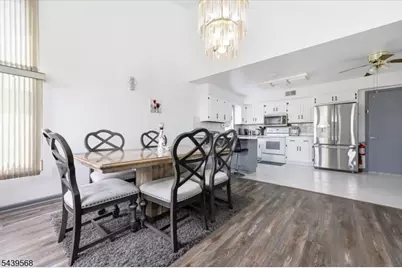 52 Adams Ter, Clifton, NJ 07013 - Photo 9
