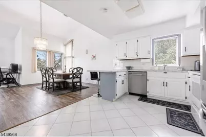 52 Adams Ter, Clifton, NJ 07013 - Photo 13