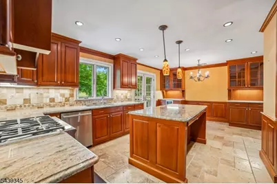 87 Reinman Rd, Warren Township, NJ 07059 - Photo 13