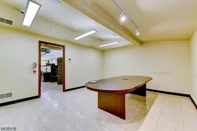 148 Hamburg Tpke, Bloomingdale, NJ 07403 - Photo 7