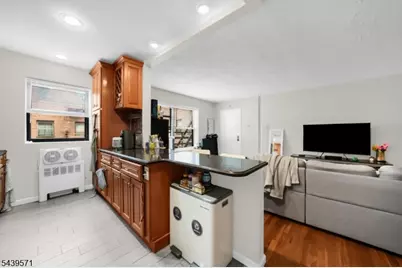 130 Orient Way #4E, Rutherford, NJ 07070 - Photo 5