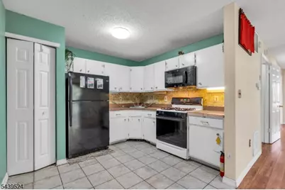 19 Amethyst Way #19, Franklin Township, NJ 08823 - Photo 13