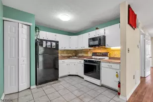 19 Amethyst Way, Franklin Township, NJ 08823 - Photo 13