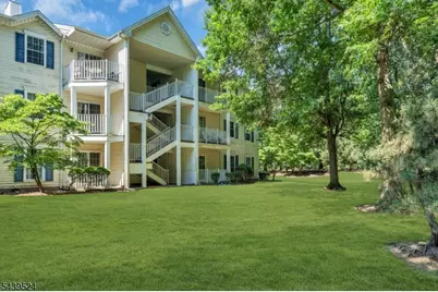 19 Amethyst Way #19, Franklin Township, NJ 08823 - Photo 31