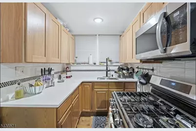 328 John St, Elizabeth, NJ 07202 - Photo 1