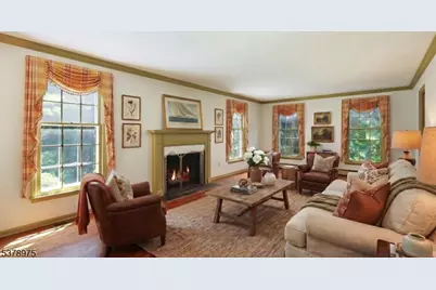 35 Rolling Hill Rd, Bernardsville, NJ 07924 - Photo 5