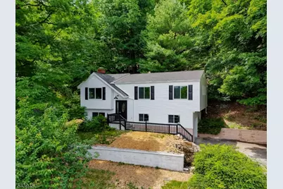 12 Fairway Trl, Sparta Township, NJ 07871 - Photo 3