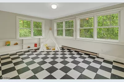 89 Beechwood Rd, Summit, NJ 07901 - Photo 23