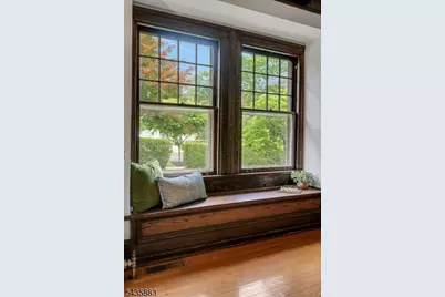 89 Beechwood Rd, Summit, NJ 07901 - Photo 9