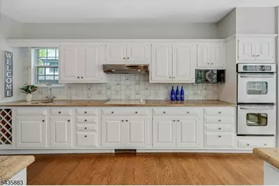 89 Beechwood Rd, Summit, NJ 07901 - Photo 15