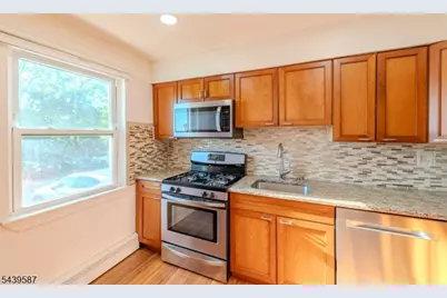 42 York Drive, Edison Twp., NJ 08817 - Photo 13