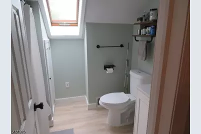 12 Bergen St, Westwood, NJ 07675 - Photo 43