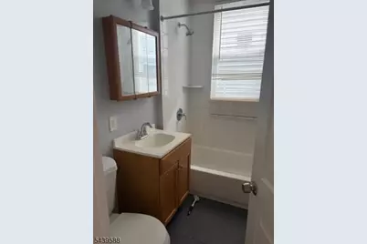 121 Smith St, Newark, NJ 07106 - Photo 5