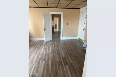 121 Smith St, Newark, NJ 07106 - Photo 3