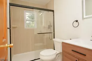 41 River Edge Rd, River Edge, NJ 07661 - Photo 7