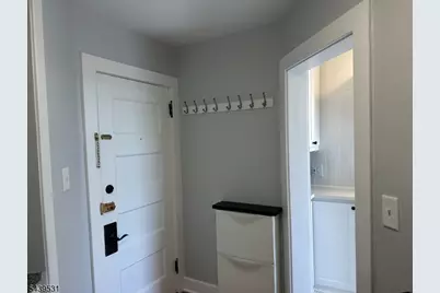 39 N Mountain Ave #9, Montclair, NJ 07042 - Photo 7
