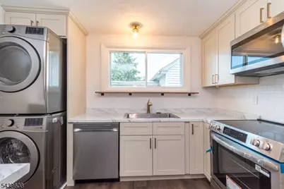 11 S Harrison St #B, Frenchtown, NJ 08825 - Photo 5