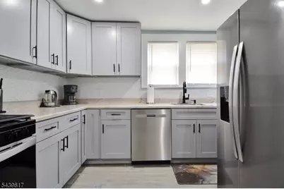 17 Brown St, Nutley, NJ 07110 - Photo 11
