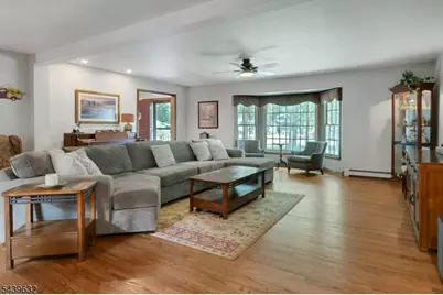20 Lark Ln, Jefferson Township, NJ 07438 - Photo 3
