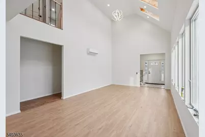 109 Monmouth Ave, Wayne, NJ 07470 - Photo 5